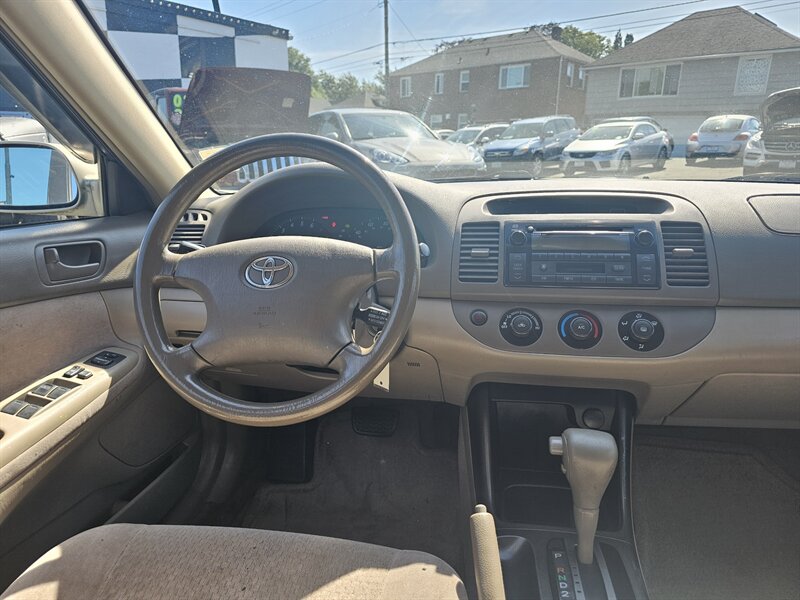 2004 Toyota Camry Standard - Photo 6 - Everett, WA 98201