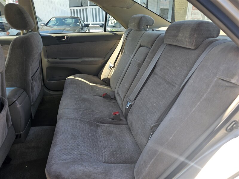 2004 Toyota Camry Standard - Photo 5 - Everett, WA 98201