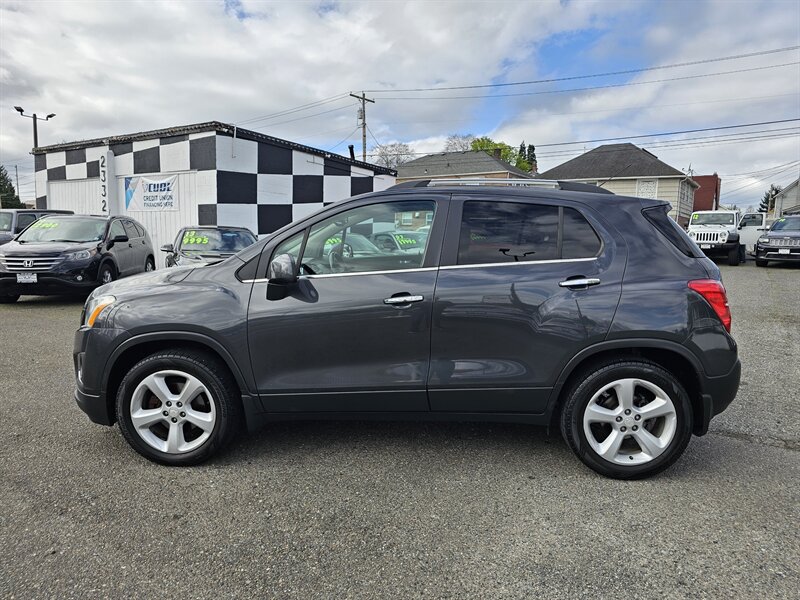 View vehicle photo 7