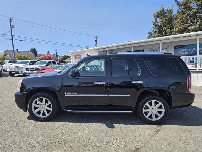 2009 GMC Yukon Denali - Photo 8 - Everett, WA 98201