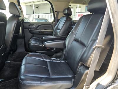 2009 GMC Yukon Denali - Photo 5 - Everett, WA 98201