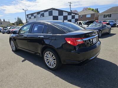 2013 Chrysler 200 Limited   - Photo 8 - Everett, WA 98201