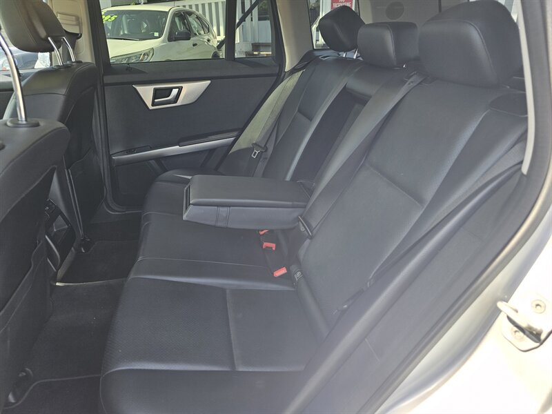 2015 Mercedes-Benz GLK GLK 350 4MATIC - Photo 5 - Everett, WA 98201
