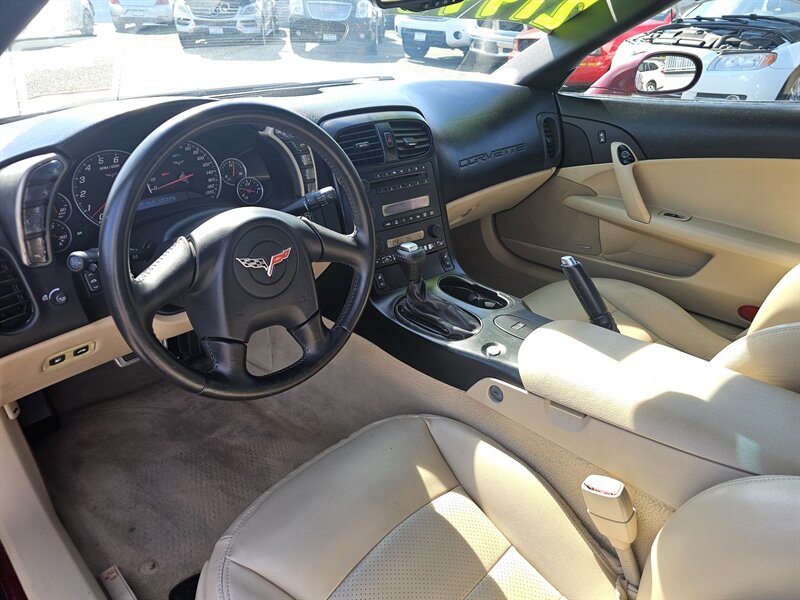 2005 Chevrolet Corvette - Photo 5 - Everett, WA 98201
