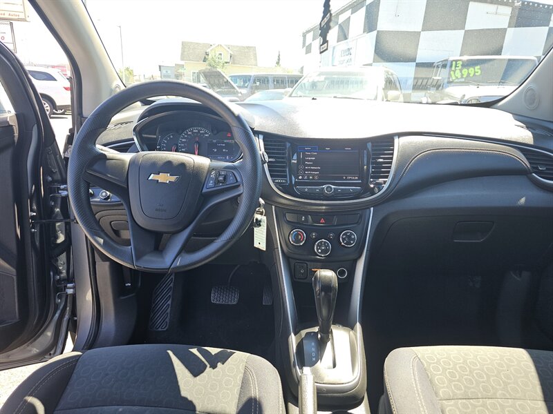 2020 Chevrolet Trax LS - Photo 6 - Everett, WA 98201