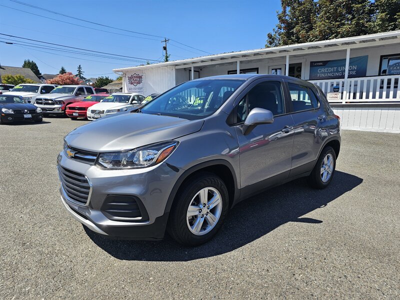 2020 Chevrolet Trax LS - Photo 3 - Everett, WA 98201