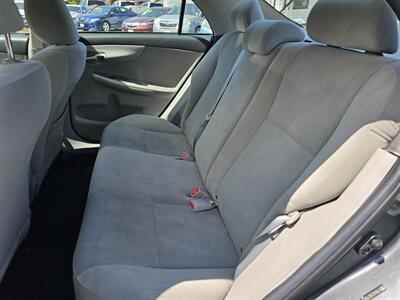 2011 Toyota Corolla LE   - Photo 5 - Everett, WA 98201
