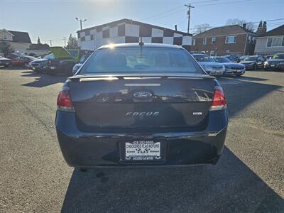 2010 Ford Focus SES   - Photo 9 - Everett, WA 98201