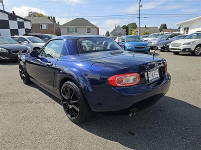 2011 Mazda MX-5 Miata Touring   - Photo 6 - Everett, WA 98201