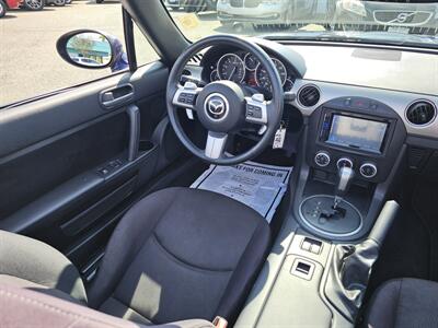 2011 Mazda MX-5 Miata Touring   - Photo 17 - Everett, WA 98201