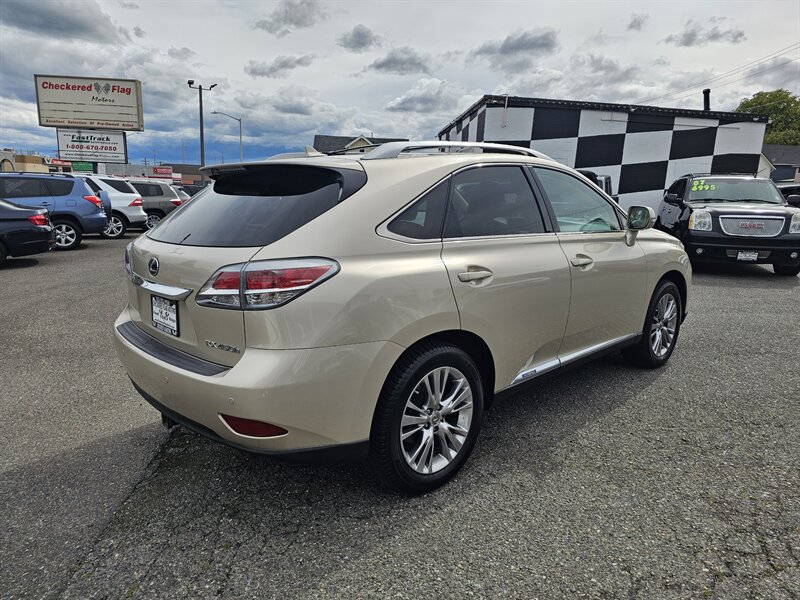 2013 Lexus RX 450h - Photo 10 - Everett, WA 98201