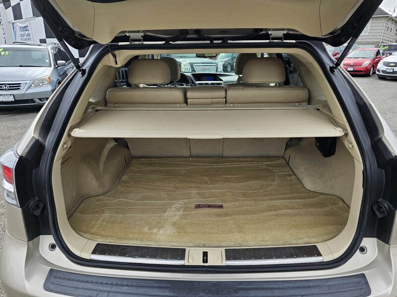 2013 Lexus RX 450h - Photo 12 - Everett, WA 98201