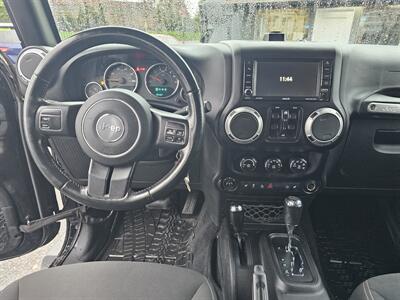 2015 Jeep Wrangler Unlimited Sahara   - Photo 4 - Everett, WA 98201