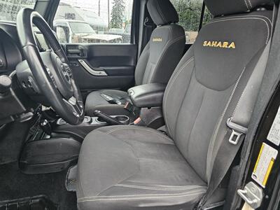 2015 Jeep Wrangler Unlimited Sahara   - Photo 2 - Everett, WA 98201