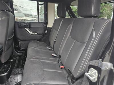 2015 Jeep Wrangler Unlimited Sahara   - Photo 3 - Everett, WA 98201