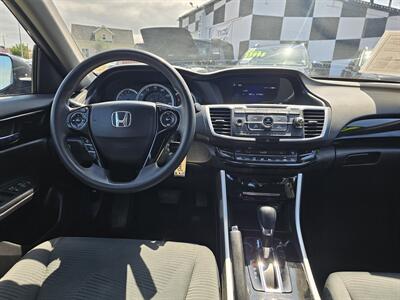 2016 Honda Accord LX   - Photo 6 - Everett, WA 98201