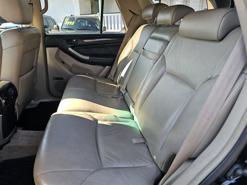 2006 Toyota 4Runner Limited - Photo 5 - Everett, WA 98201