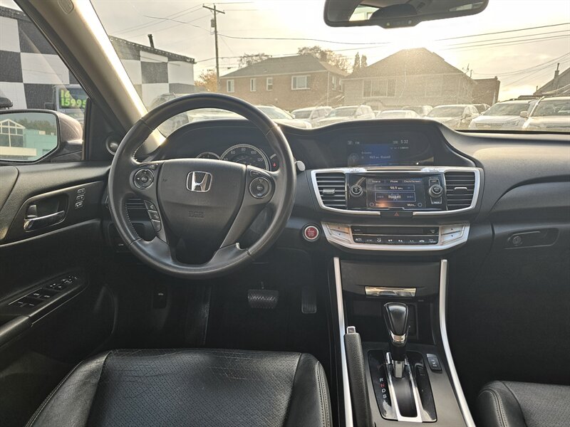 2013 Honda Accord EX-L - Photo 6 - Everett, WA 98201