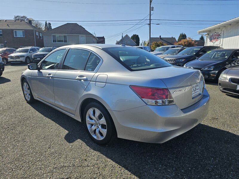 2009 Honda Accord EX-L - Photo 8 - Everett, WA 98201