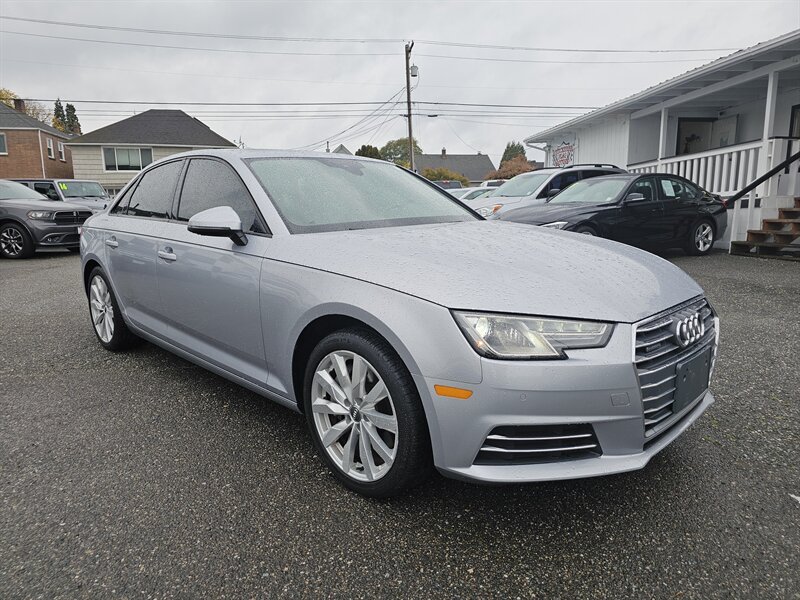 2017 Audi A4 2.0T quattro Premium  