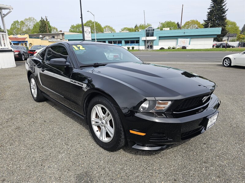 2012 Ford Mustang V6's photo