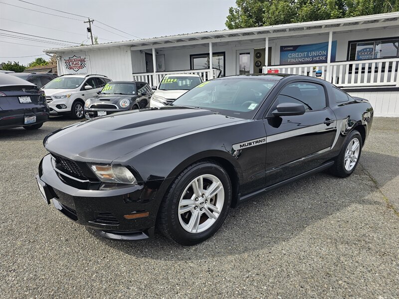 2012 Ford Mustang V6 - Photo 3 - Everett, WA 98201