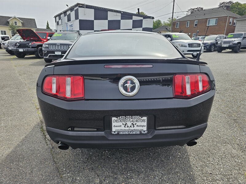 2012 Ford Mustang V6 - Photo 9 - Everett, WA 98201