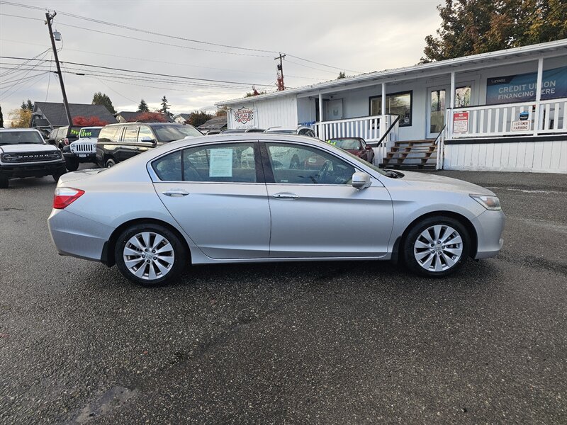 2013 Honda Accord EX-L V6 - Photo 11 - Everett, WA 98201