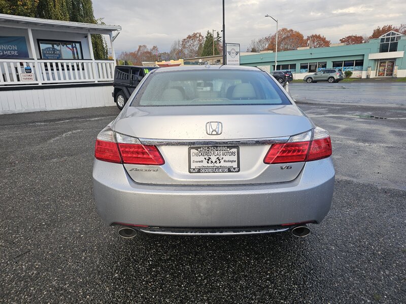 2013 Honda Accord EX-L V6 - Photo 9 - Everett, WA 98201