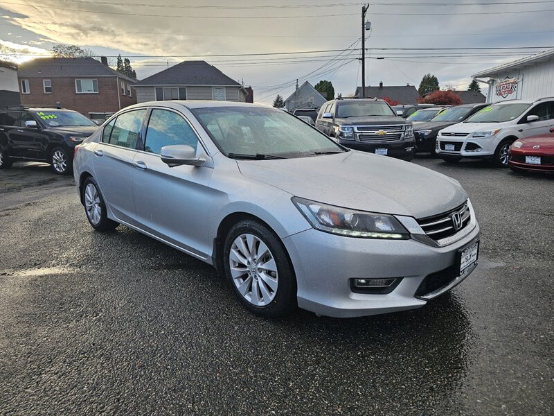 2013 Honda Accord EX-L V6   - Photo 1 - Everett, WA 98201