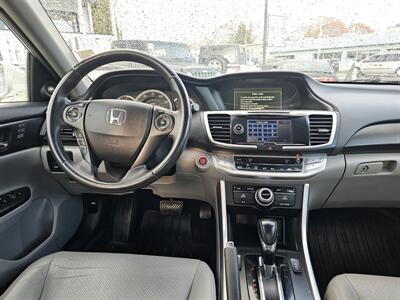 2013 Honda Accord EX-L V6 - Photo 6 - Everett, WA 98201