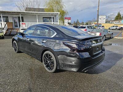 2017 Nissan Altima 2.5 SR   - Photo 8 - Everett, WA 98201