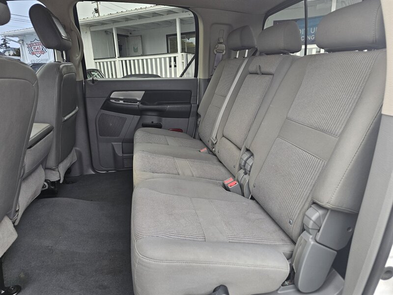 2008 Dodge Ram 1500 SXT - Photo 5 - Everett, WA 98201