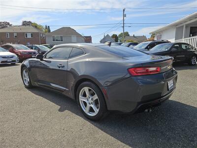 2017 Chevrolet Camaro LT   - Photo 8 - Everett, WA 98201