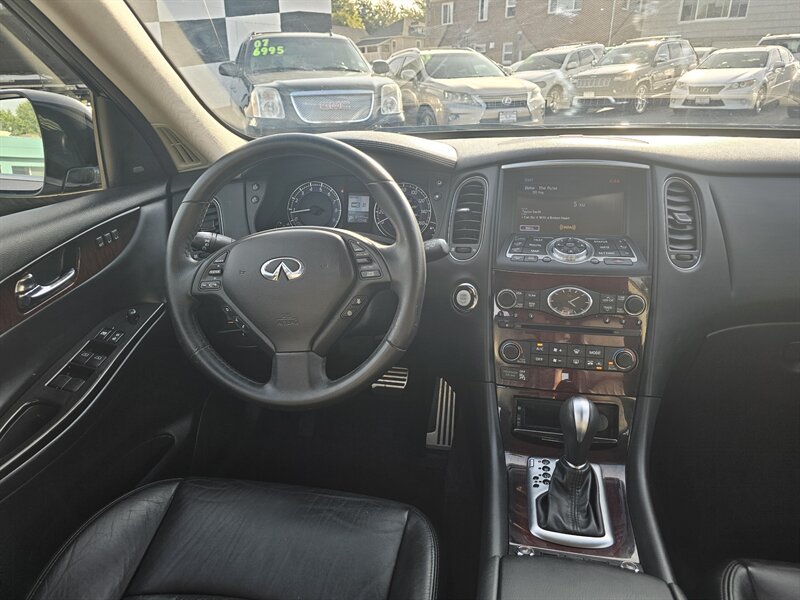 2017 INFINITI QX50 - Photo 6 - Everett, WA 98201