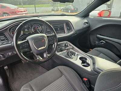 2020 Dodge Challenger SXT - Photo 6 - Everett, WA 98201