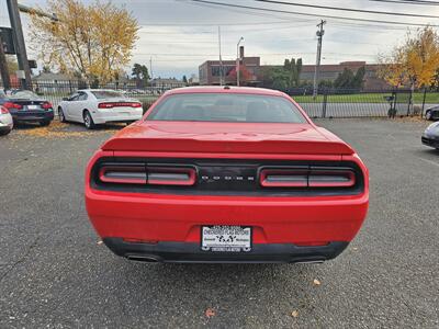 2020 Dodge Challenger SXT - Photo 9 - Everett, WA 98201