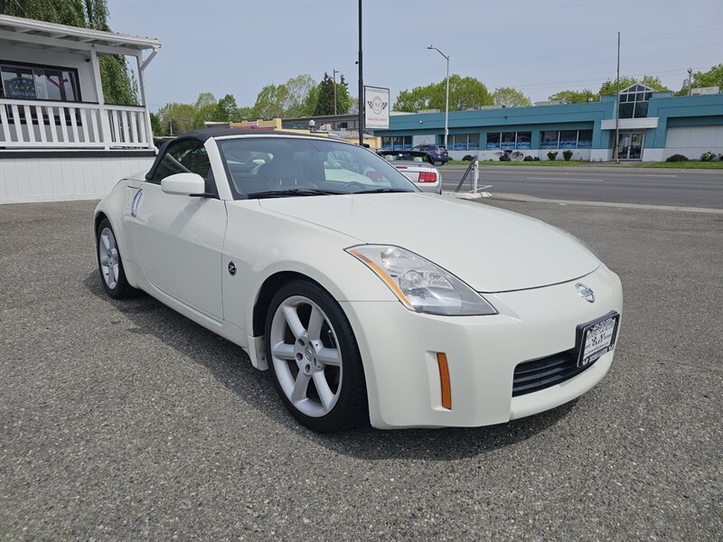 2005 Nissan 350Z Touring  