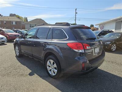 2011 Subaru Outback 2.5i Premium   - Photo 8 - Everett, WA 98201