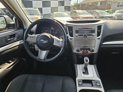 2011 Subaru Outback 2.5i Premium   - Photo 6 - Everett, WA 98201