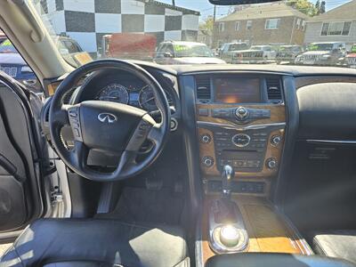 2014 INFINITI QX80   - Photo 7 - Everett, WA 98201