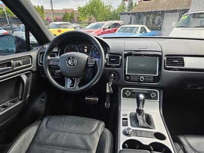 2014 Volkswagen Touareg TDI R-Line   - Photo 6 - Everett, WA 98201