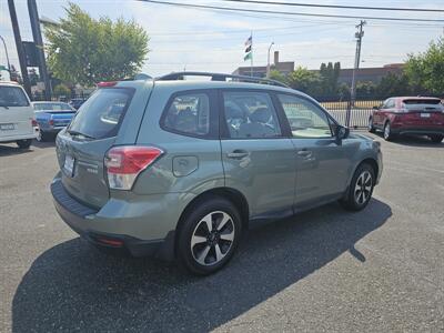 2017 Subaru Forester 2.5i   - Photo 10 - Everett, WA 98201