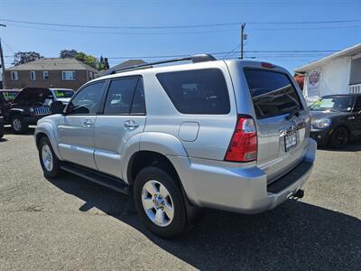 2007 Toyota 4Runner SR5 - Photo 8 - Everett, WA 98201