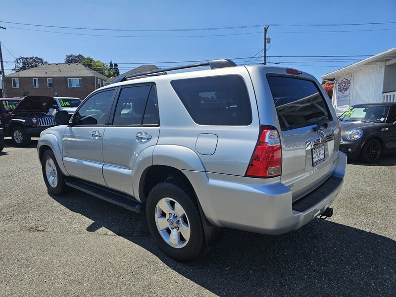 2007 Toyota 4Runner SR5 - Photo 8 - Everett, WA 98201
