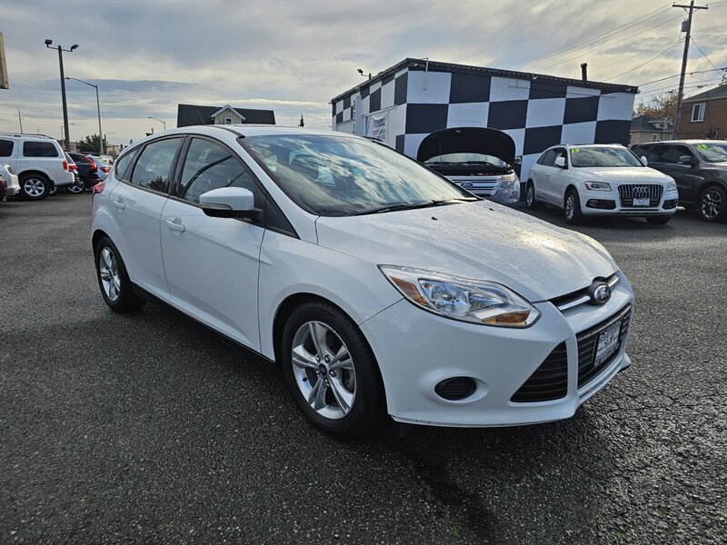 2014 Ford Focus SE - Photo 1 - Everett, WA 98201
