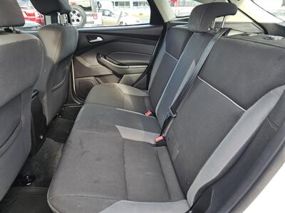 2014 Ford Focus SE   - Photo 5 - Everett, WA 98201