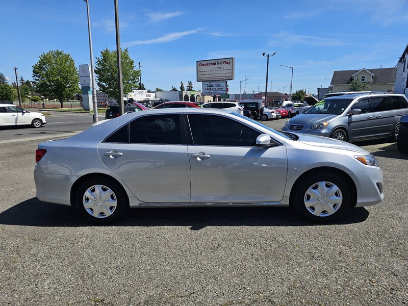 2014 Toyota Camry LE - Photo 11 - Everett, WA 98201