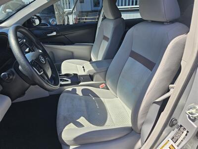 2014 Toyota Camry LE - Photo 4 - Everett, WA 98201