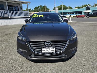 2018 Mazda Mazda3 Touring - Photo 2 - Everett, WA 98201